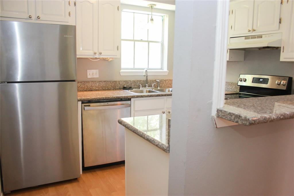 Photo #11: 78130875 Listing 