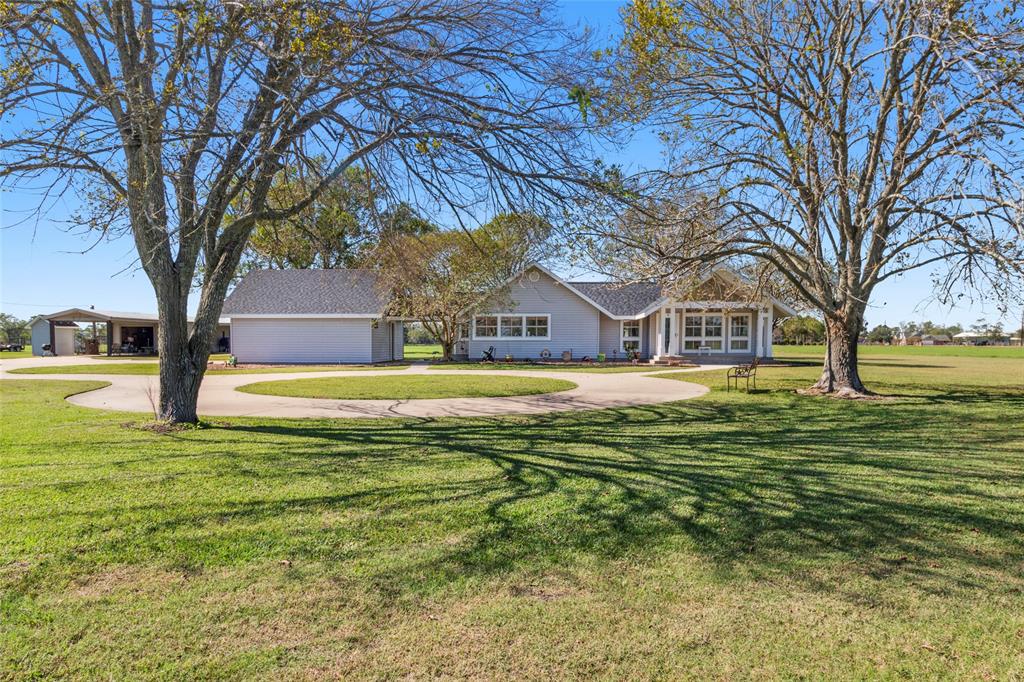 Nestled in Crescent Ranch Estates, this 3/2/2 home sits on nearly 25 tax exempt agriculture acres, no city tax, ideal for hay or raising cattle and horses. The property features a 1500 sq ft barn, 870 sq ft shop with additional room, currently used as a gym and full bathroom, and a playground. With a newer HVAC (2022), roof, and LVP floor (both in 2024), this architect-designed home offers vaulted ceilings, ample storage, and quality construction. The beautiful hybrid Bermuda pasture yields high-value hay, and farm equipment is available for purchase. Enjoy the peaceful country setting, just a short drive from town. Don't miss out on this unique opportunity for spacious living and endless possibilities. This property encompasses three tax IDs!
Virtual tour is attached.