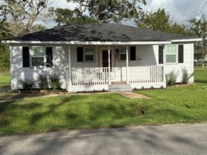 308 Martin Luther King, Sweeny, TX, 77480