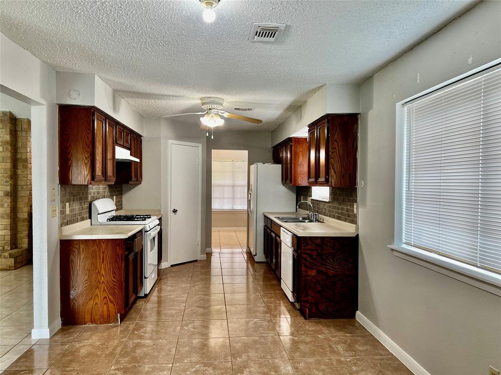 12014 Plumbrook Drive