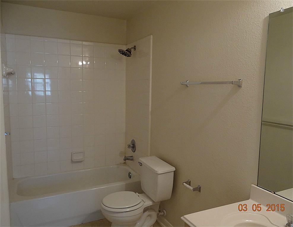 Photo #12: 4571708 Listing 