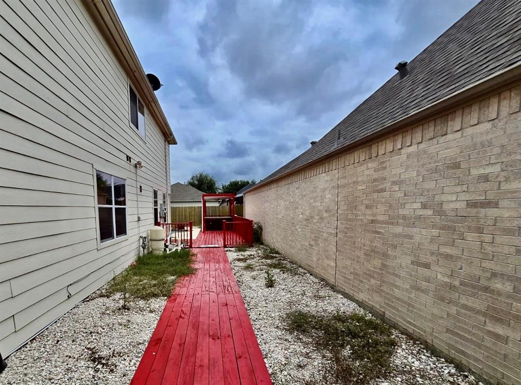 12731 Heather Landing Lane