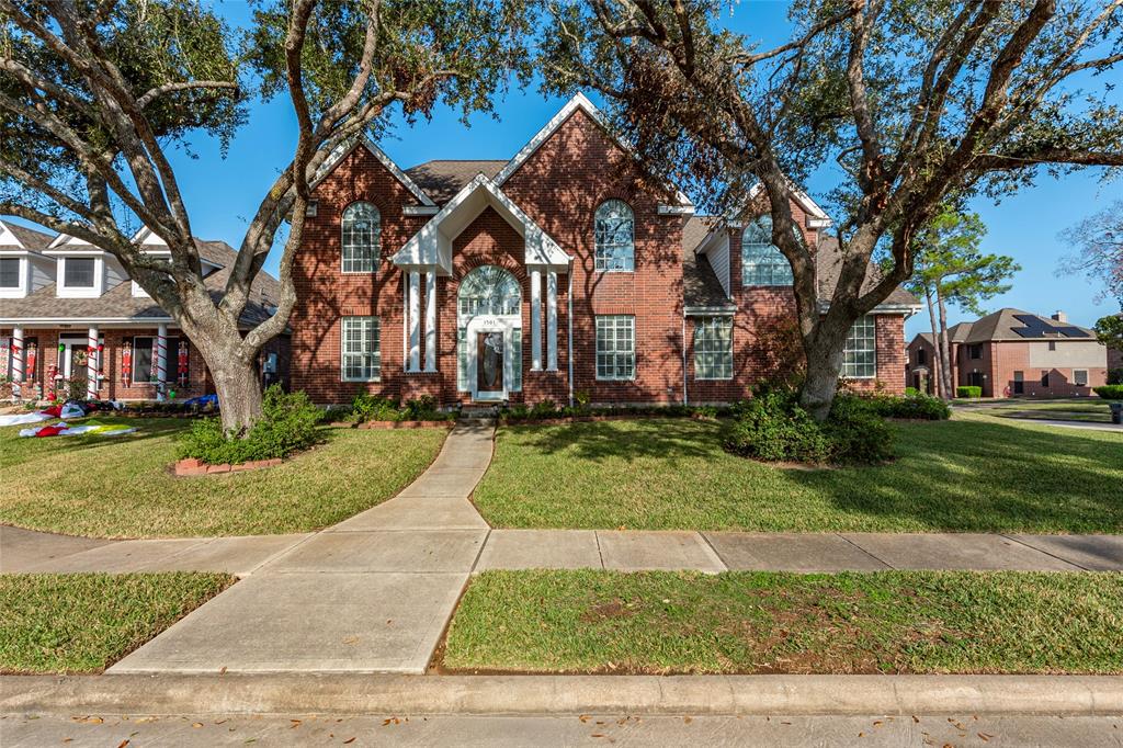 Start the new year off with this gorgeously updated 4BR/3.5BA 2-story home in the sought after Dixie Woods subdivision. Your 2,988 sqft. dream home sits on a corner lot in a cul-de-sac with a beautifully landscaped backyard with a heated pool/jacuzzi. This home has been meticulously updated with kitchen cabinetry, quartz countertops, vinyl flooring, carpet, int/ext. paint, ceiling fans, light fixtures, 2” faux blinds, electrical plugs/switches, door hardware, epoxy garage flooring, and more. The home boast two HVAC systems that were recently replaced, ensuring comfort year-round. The open concept layout and the primary bedroom will leave you speechless. The upstairs media room will surely get a lot of attention but the large bedroom above the garage can compete as being another primary bedroom with a sitting area. This home has it all. You will enjoy entertaining family and friends under the covered patio while the pool is fit for use in any season. Call today for your private showing.