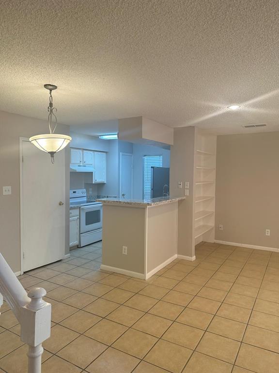 MLS: 72139547 Condo For Sale