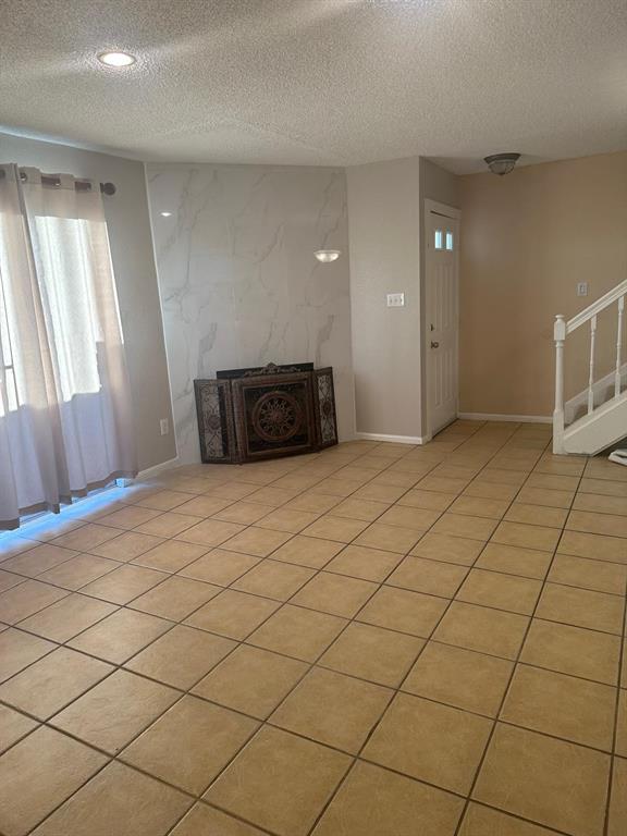 Photo #9: 72139547 Listing 