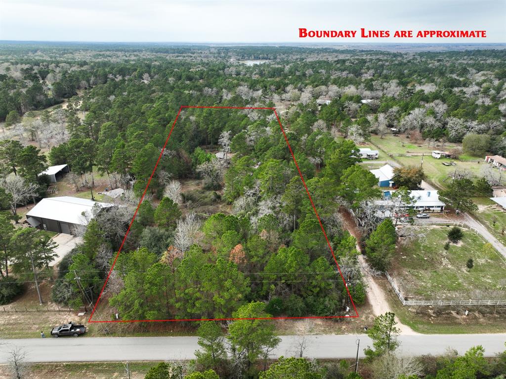 This 4.59-acre tract offers the perfect combination of seclusion and accessibility. Nestled among mature trees, the property provides a peaceful retreat with utilities already in place, including electric, making it ready for your plans. With paved road frontage, access is a breeze, and its location just minutes from the Aggie Expressway (249) ensures a quick commute to nearby amenities while maintaining the charm of country living.
Whether you’re looking to build your dream home or make an investment, this property is a rare find that won’t last long.