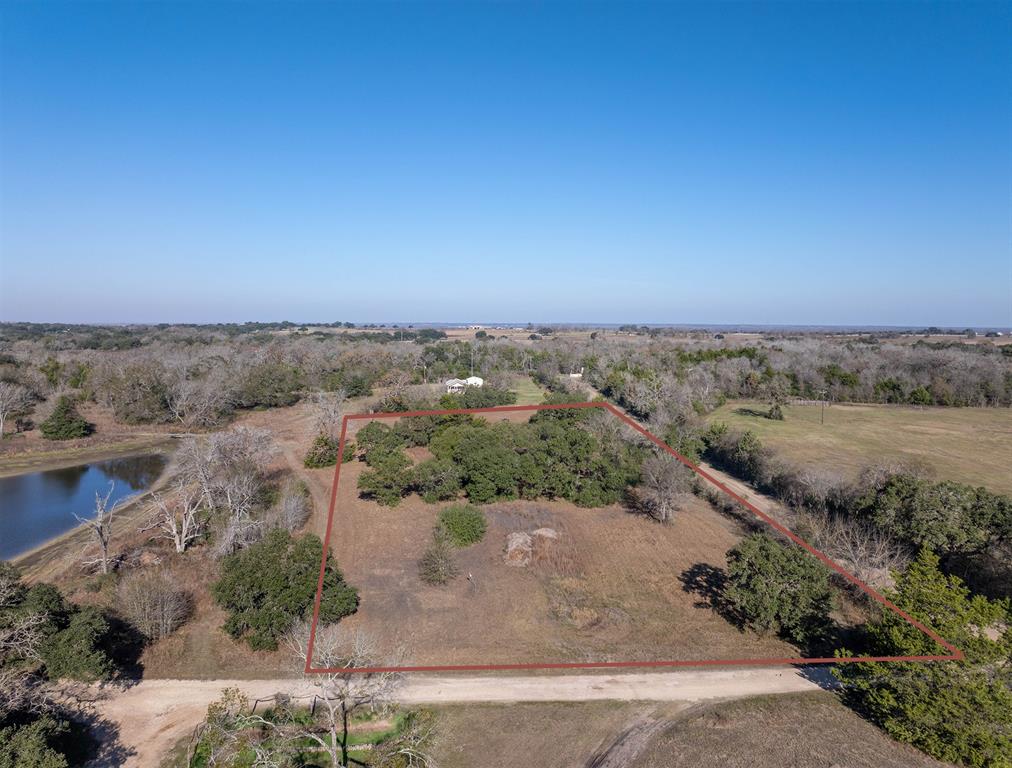 Ideally located 15 minutes west of Navasota this 2.98-acre property provides a perfect place to build a dream home.
LOCATION: The property is 8 miles (15 minutes) west of Navasota, 21 miles (30 minutes) to Brenham, and 31 miles (40 minutes) to College Station.
WILDLIFE: White-tailed deer, dove, and pigs. 
WATER: Wells & septic system.
ELECTRICITY: Electricity is supplied by Bluebonnet Coop.