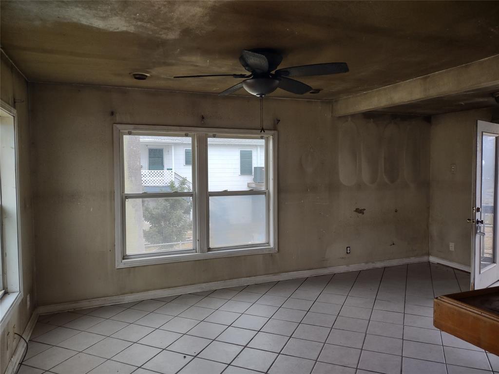 2023 1/2 Hollywood Avenue, Galveston Photo