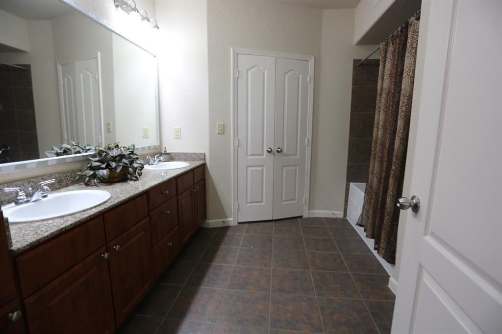 Photo #7: 95580439 Listing 