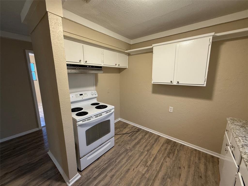 11022 Sunturf Lane