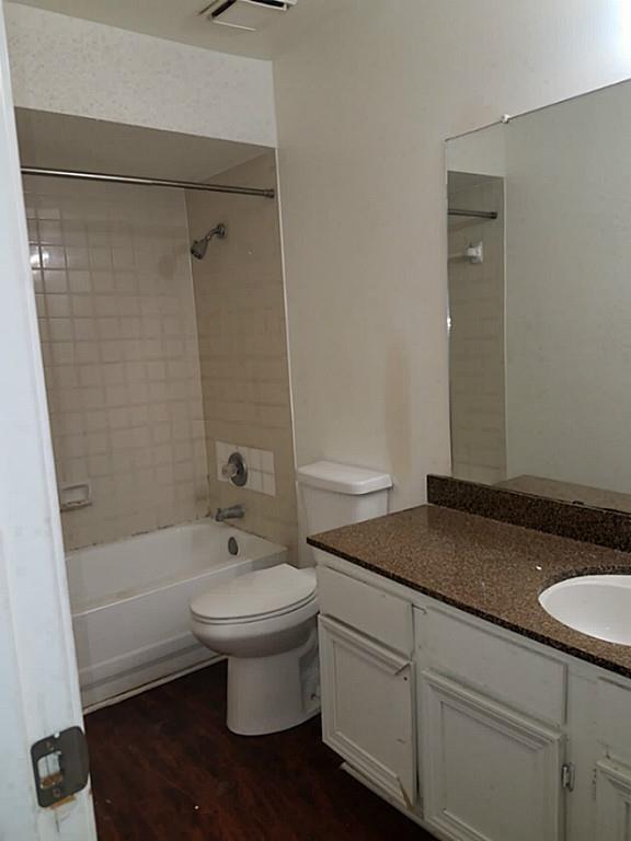 Photo #12: 69369093 Listing 