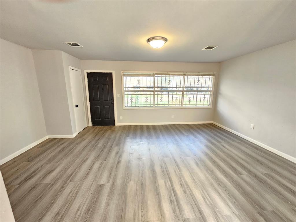 4314 Tavenor Lane