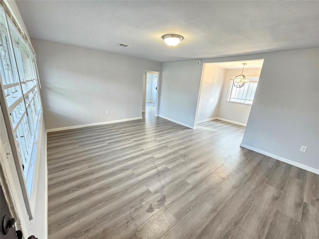 4314 Tavenor Lane