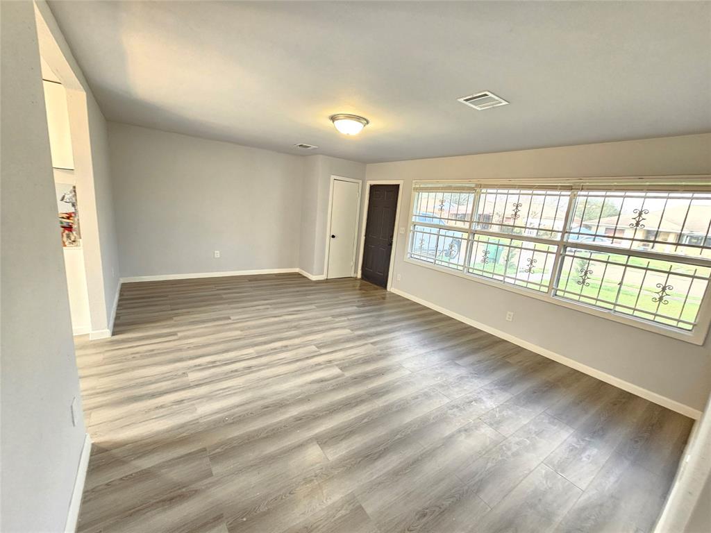 4314 Tavenor Lane
