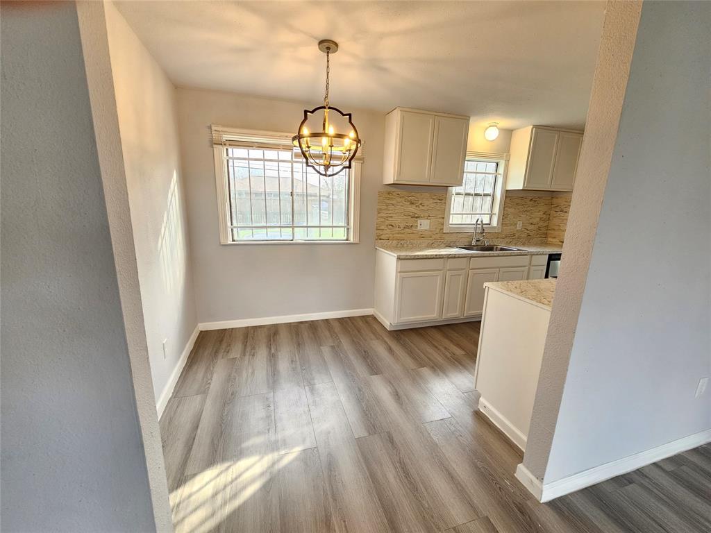 4314 Tavenor Lane