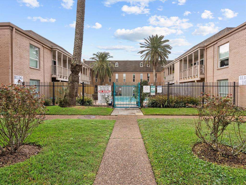 215 Post Office Street 1004