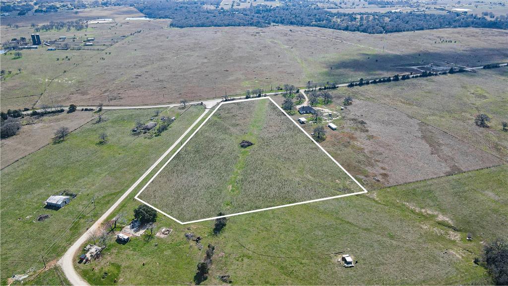 A beautiful 10 acre tract located just outside the city limits of Bryan with ample room to build your dream home. Fully fenced and currently under ag exemption with low taxes. Call to schedule a showing today!