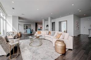 4521 San Felipe, Houston, TX, 77027
