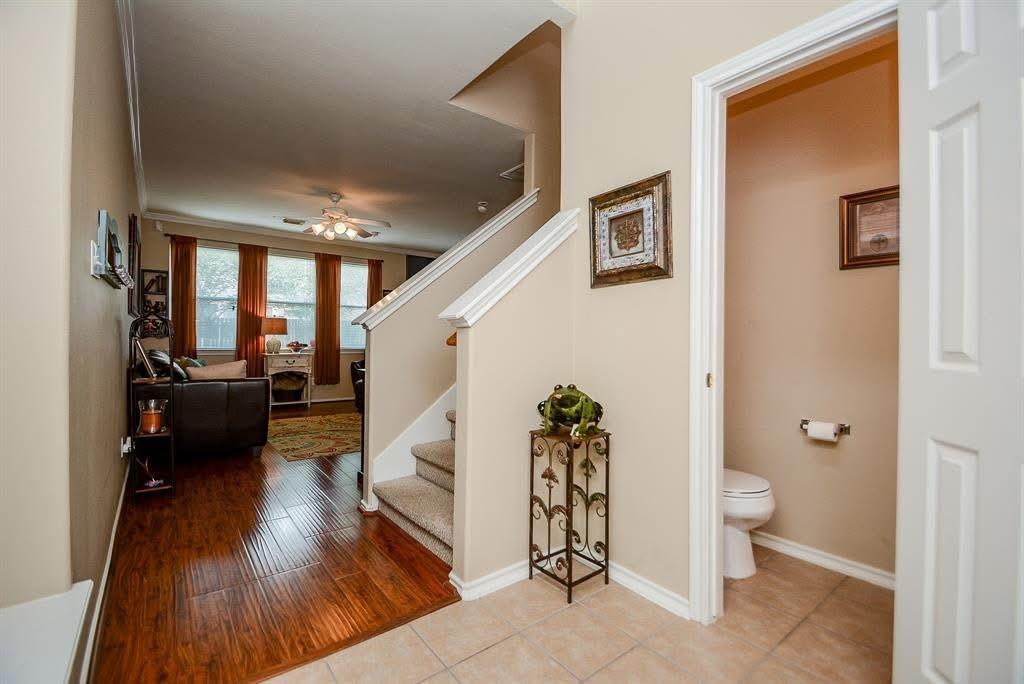 3002 Loganberry Park Lane Lane 2811
