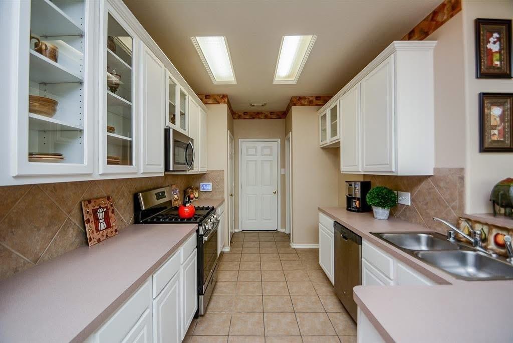 3002 Loganberry Park Lane Lane 2811