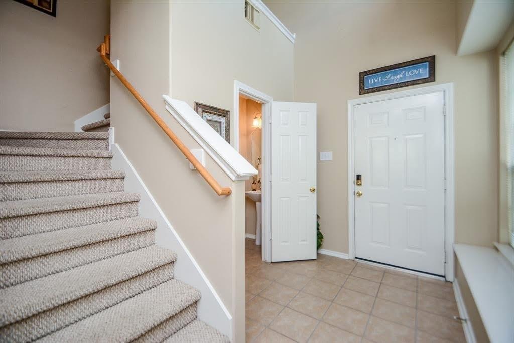 3002 Loganberry Park Lane Lane 2811