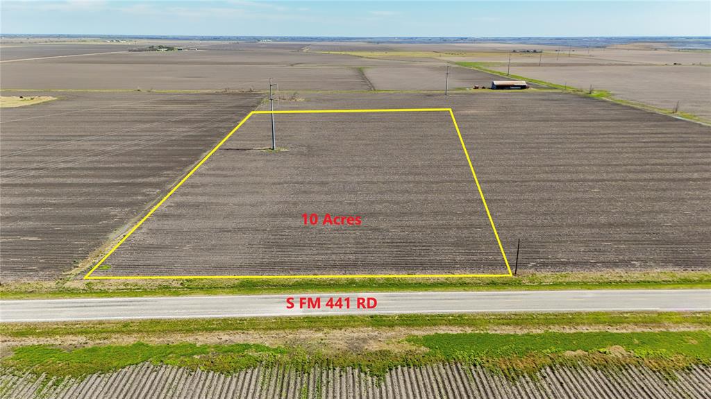 9.83 acres of raw, cleared land perfect for creating your dream home! Enjoy ample road frontage and a peaceful country setting. Conveniently located a short distance from town and schools. This property comes with no restrictions, offering endless possibilities for your new home.