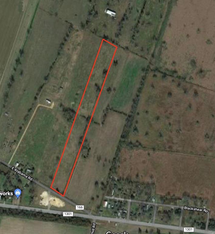 Fantastic opportunity to own beautiful acreage just outside of town.  Recently fenced with net wire on 3 sides. Call today for your appointment!