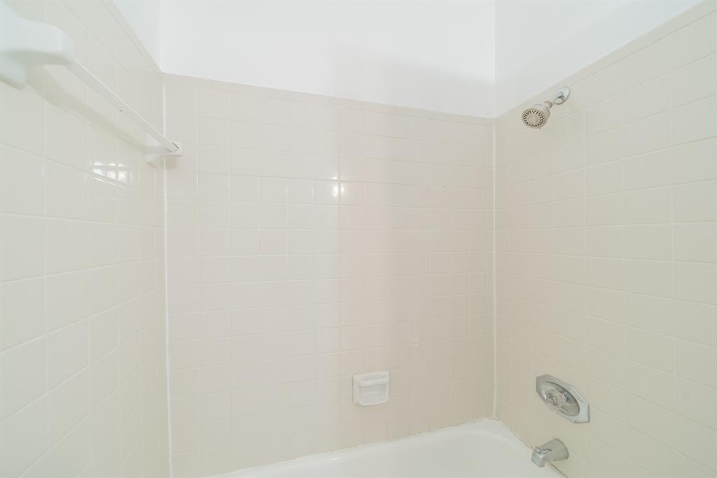 Photo #21: 98027174 Listing: Photo #21