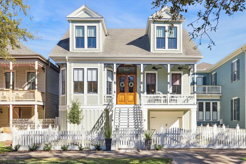 1724 Avenue K, Galveston Photo