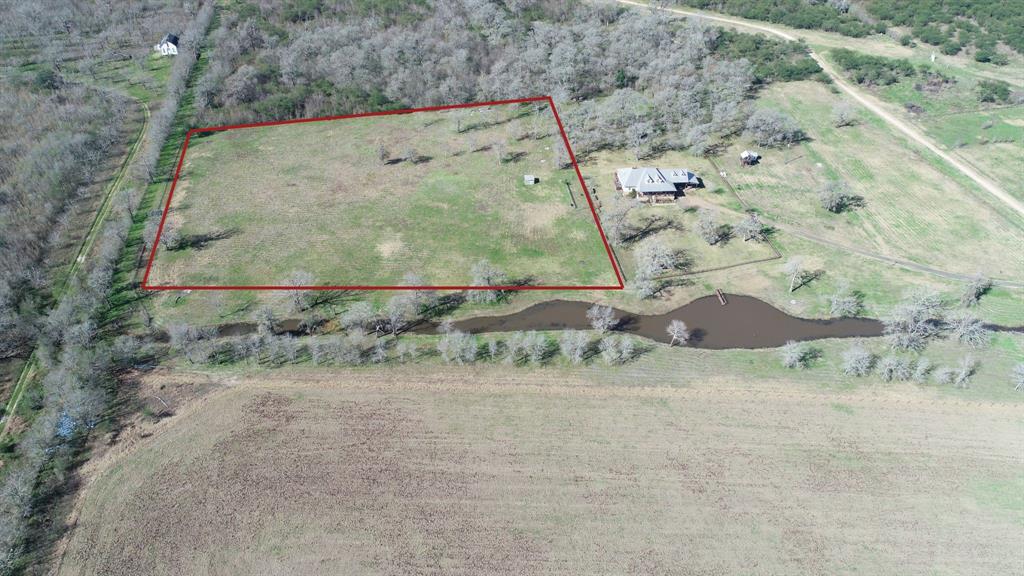 This is a peaceful piece of property, hidden from traffic.  Build your country home and have plenty of acreage for a barn, chickens or your own agricultural project. It is 10 acres of unrestricted land with a 60' wide access.