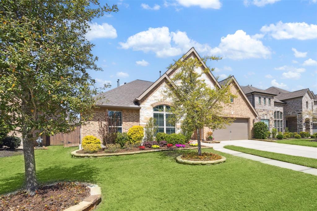 16423 Whiteoak Cyn Dr