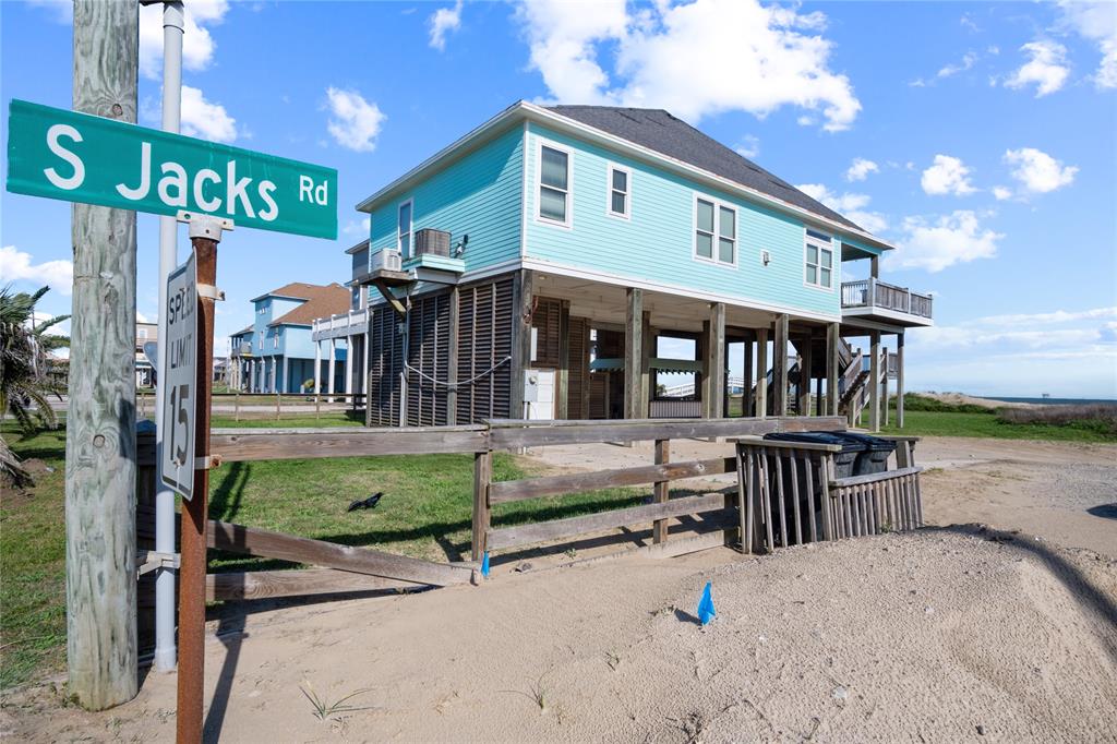840 S Jacks Road