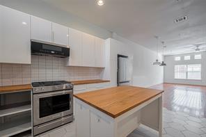 8715 Meadowcroft, Houston, TX, 77063