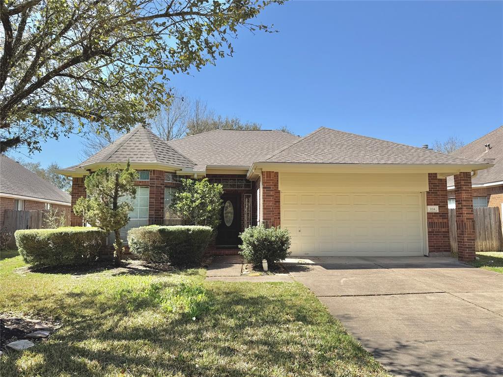 1114 Foxland Chase ST