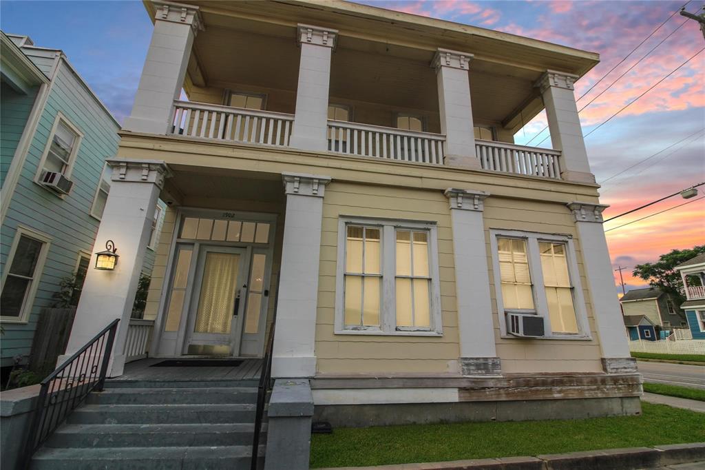 1902 Church St, Galveston Photo