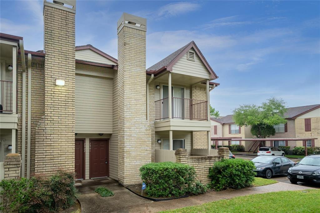 listing main picture