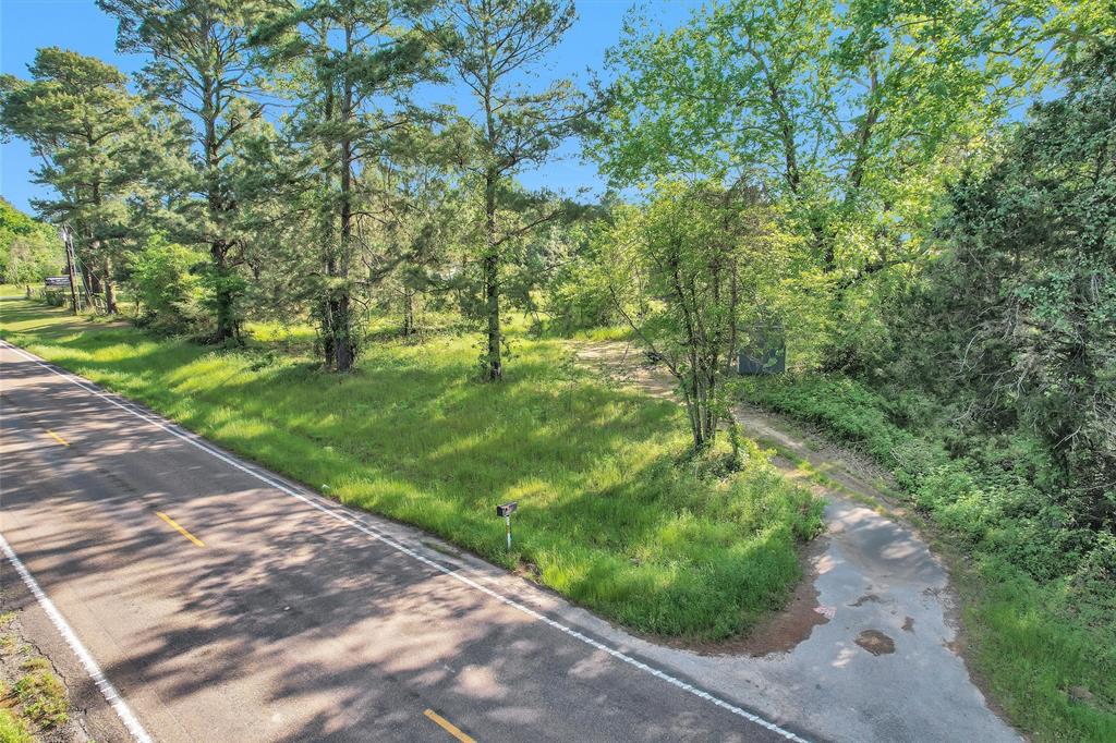 3974 N Fm 1486 Road Montgomery, Texas Location Location Location This property has a lot of FM 1486 road frontage. You can also access property thru the back. It makes this a great commerical piece of land with access to popular FM 1486. Property would make a nice homesite, RV park or any commerical building. Property is unrestricted. Thier is a well and septic on the property