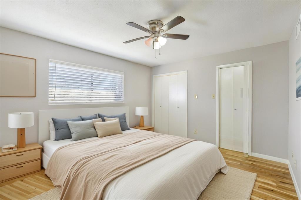 listing main picture