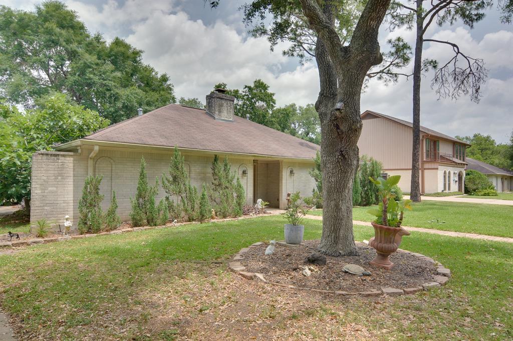604 Fairway Drive