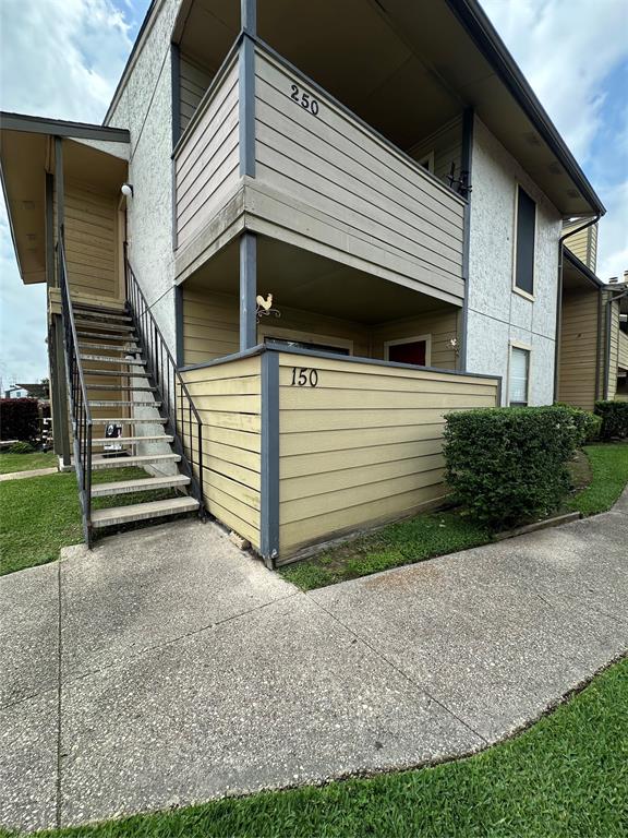 listing main picture