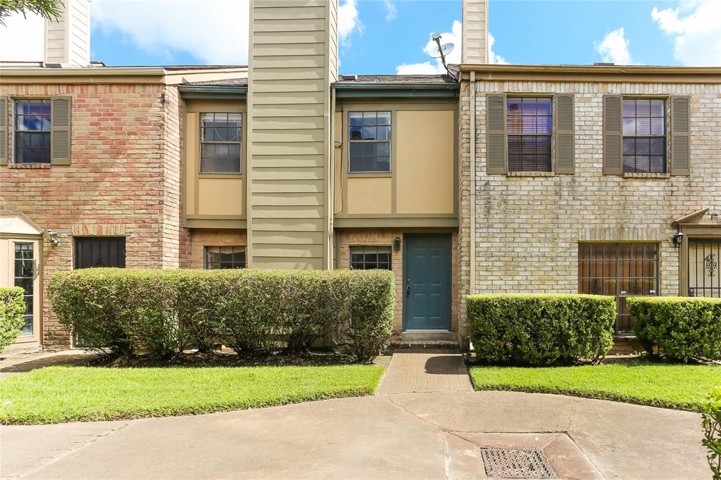 B3 9901 Sharpcrest St B3