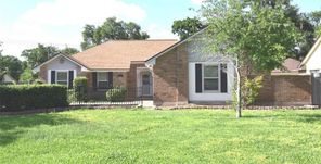 314 Raintree, Lake Jackson, TX, 77566