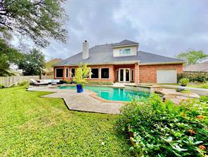 318 Winding Oak, League City, TX, 77573