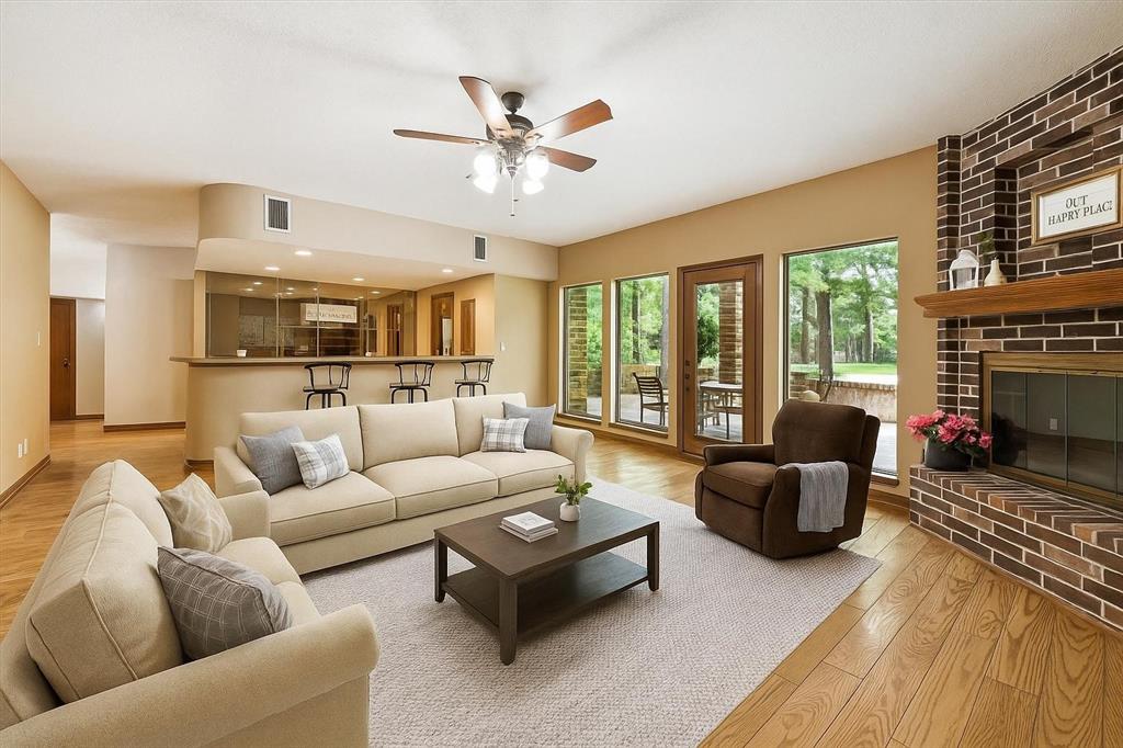 Great virtual design on the living area and coffee or wine bar area, great for entertaining. Wood burning fireplace and Gorgeous Panoramic View!!!12190 Willowridge Cir