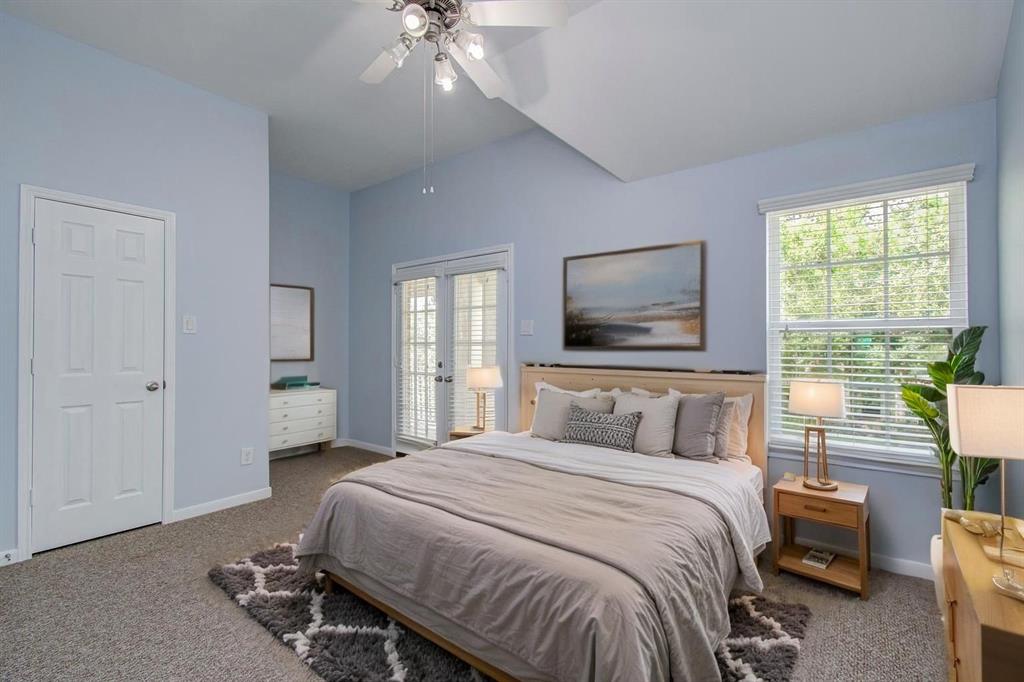 Guest bedroom located on 2nd floor