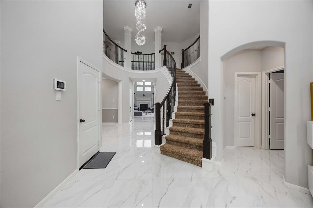 Curved staircase