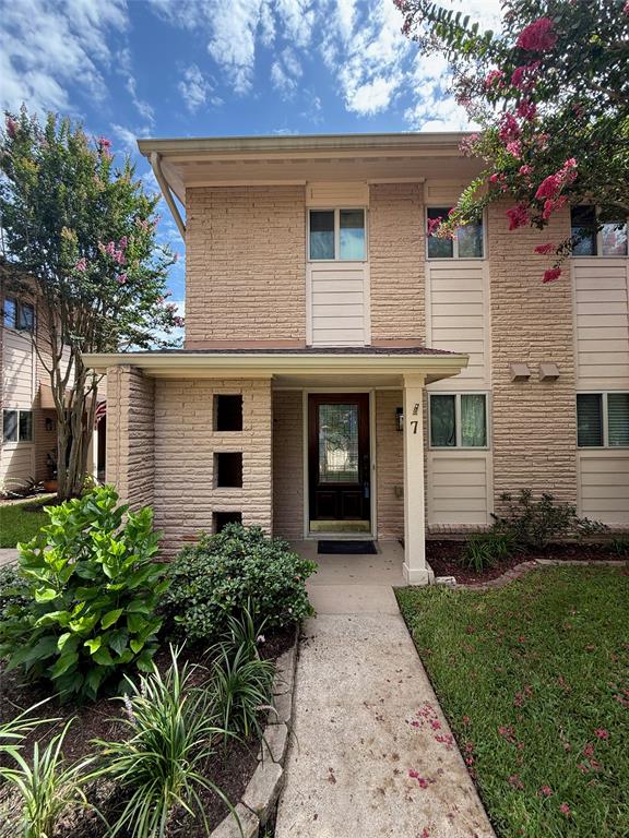 7 2330 Lakewood Yacht Club Dr Unit 7