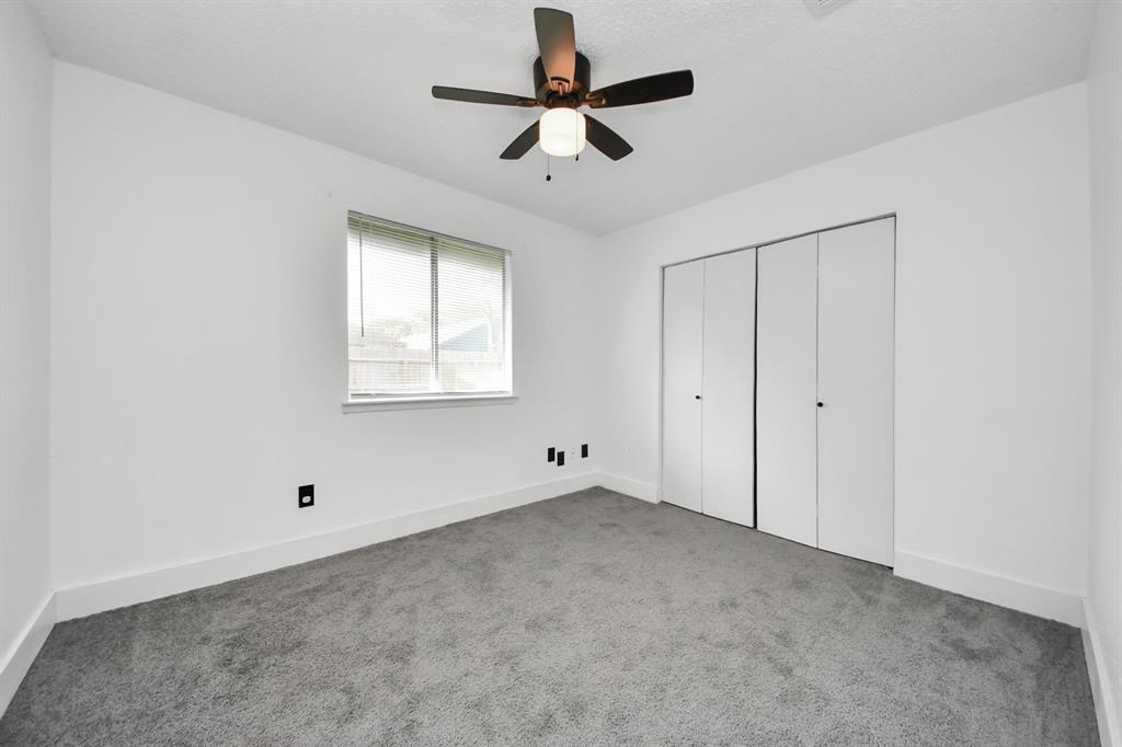 Secondary bedroom