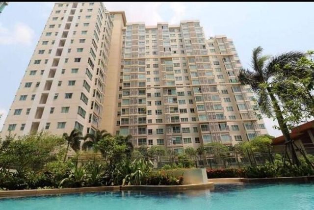301/40 Ratchadaphisek, Bangkok